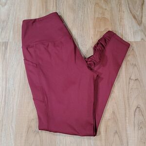 🔹️NWT LegEnd Maroon Ruched Ankle Athletic Leggings Medium